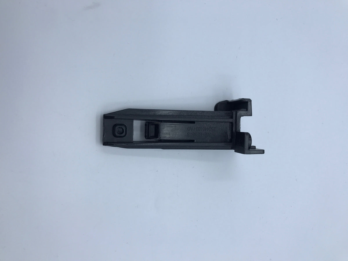 Corp plastic dreapta pt balama – cod 250440103