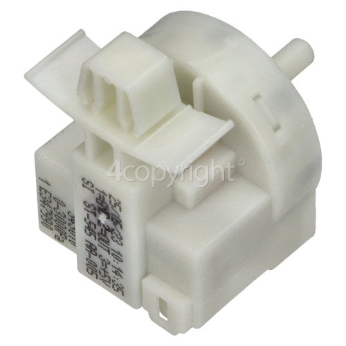Presostat pentru mașina de spălat Gorenje – cod ST545-AA-005 / 343010 (original)